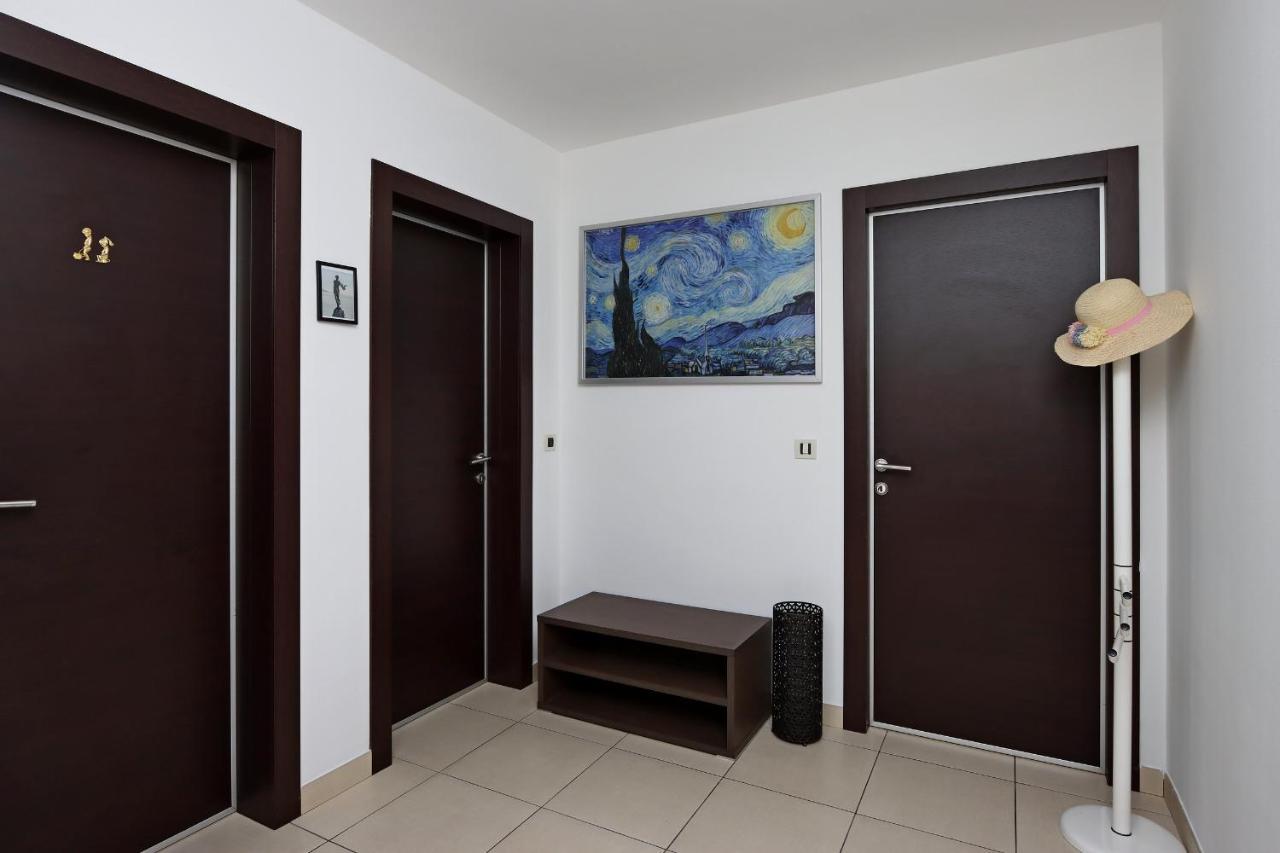 Starry Night - Smart Tv, Extra Big Bed, Big Bathtub, Private Parking, Sea View, Wifi, 2Bedrooms Volosko Ngoại thất bức ảnh