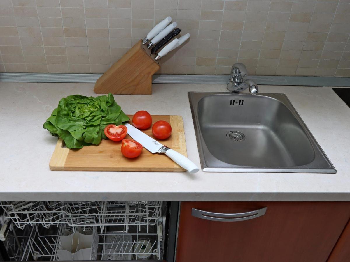 Starry Night - Smart Tv, Extra Big Bed, Big Bathtub, Private Parking, Sea View, Wifi, 2Bedrooms Volosko Ngoại thất bức ảnh